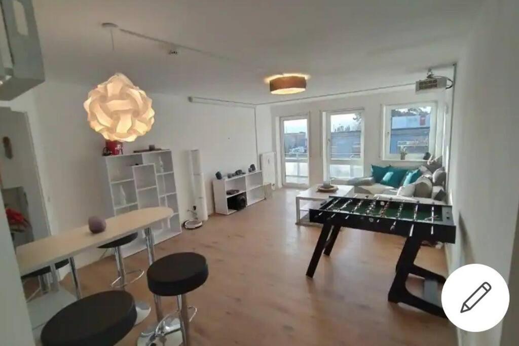 Rooftop Apartments - Doppelzimmer In Gemeinschaftsunterkunft 울름 외부 사진