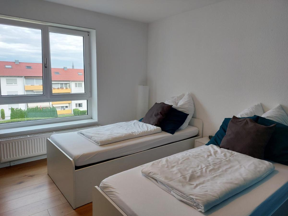 Rooftop Apartments - Doppelzimmer In Gemeinschaftsunterkunft 울름 외부 사진